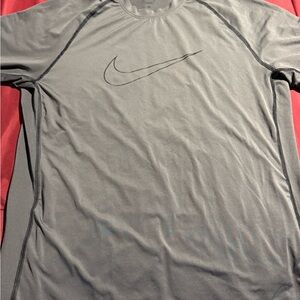 Nike Men's Dark Gray Short Sleeve Tee